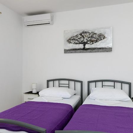 Apartments Karol & Mara ムリニ エクステリア 写真